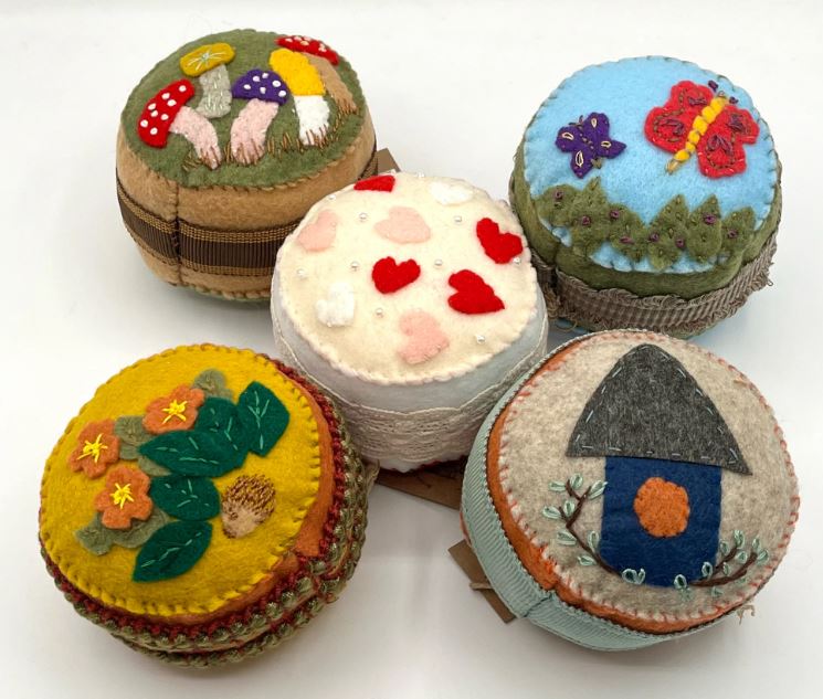 Pincushions Compact Cute and Creative embroidery Pincushions Compact Cute and Creative embroidery