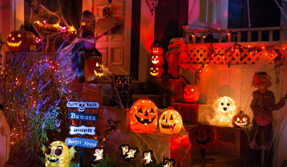 Spooky Home Decor Set